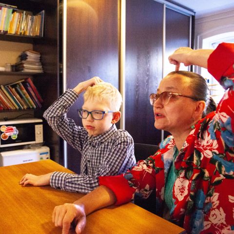 Помочь найти голос: как логопед работает с детьми в «Школе особенных семей»