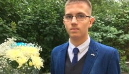 16-летнему Максиму Медведеву нужна срочная помощь томичей