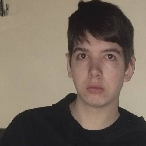 Чтобы мама была рядом: поможем Косте пережить операцию