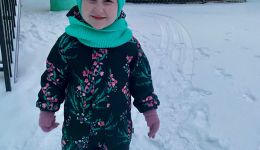 Четырехлетняя Варя Широкова начала проходить реабилитацию